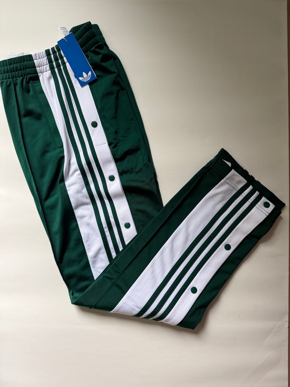 Adidas Originals [S] Women’s Adibreak Track Pants Green KD6327 - Picture 12 of 12